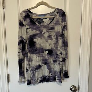 Women's Purple and White Long Sleeve Top